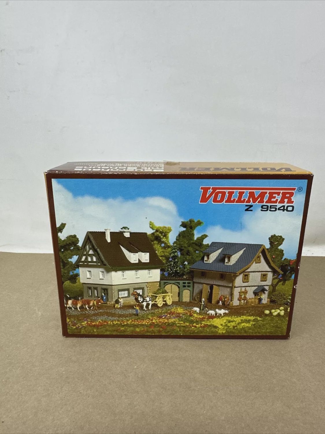 Vollmer Z 9540, Farmhouse with Barn Kit for Spur