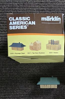 Marklin Z 2630 Passenger Depot