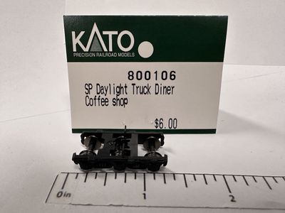 Kato N 800106 SP Daylight 3-Axle Articulated Truck (N-Scale)