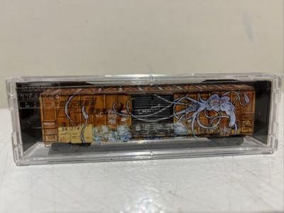 Used Z SCALE MICRO-TRAINS RARE - WEATHERED/Graffiti World Oceans Day