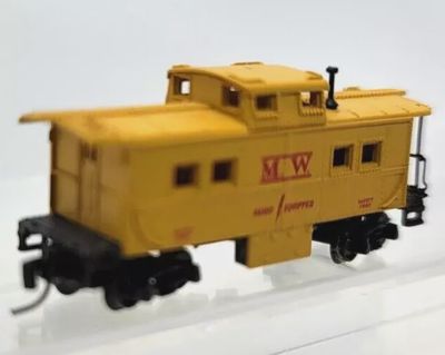 Used Z Micro-Trains MTL 535 50 200 MW Caboose Yellow