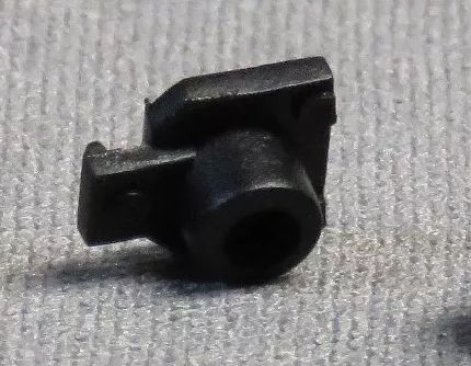 Lionel O CS-6208616051-P Axle Bearing/Plastic Pilot/ Trailing Truck