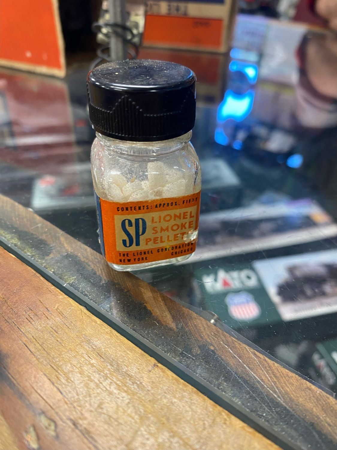Used O Lionel SP Smoke Pellets.