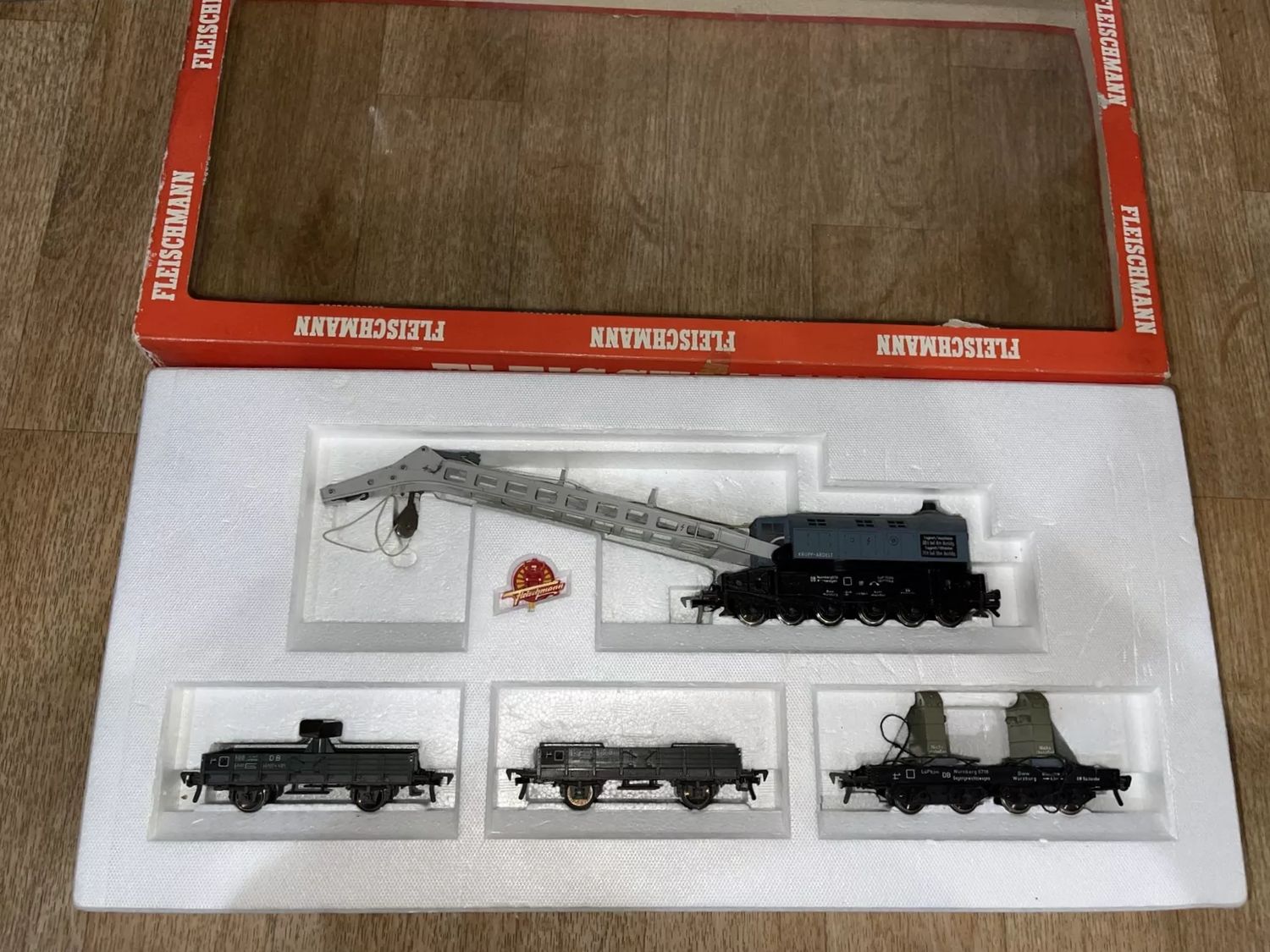 Used Fleischmann 5597 HO 12 Wheels Crane Train Set