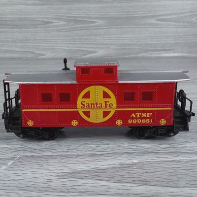 Used HO Life-Like Caboose Santa Fe ATSF 999851 Red Freight Train Car RR