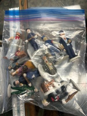 Used O or G porcelean figures for either scale layouts.