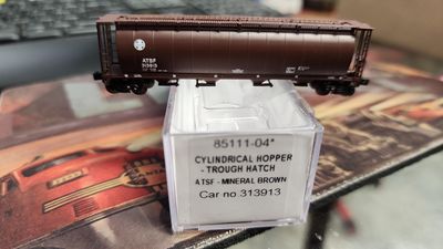 Intermountain Z 85111-04 Cylindrical Hopper Milwaukee Road