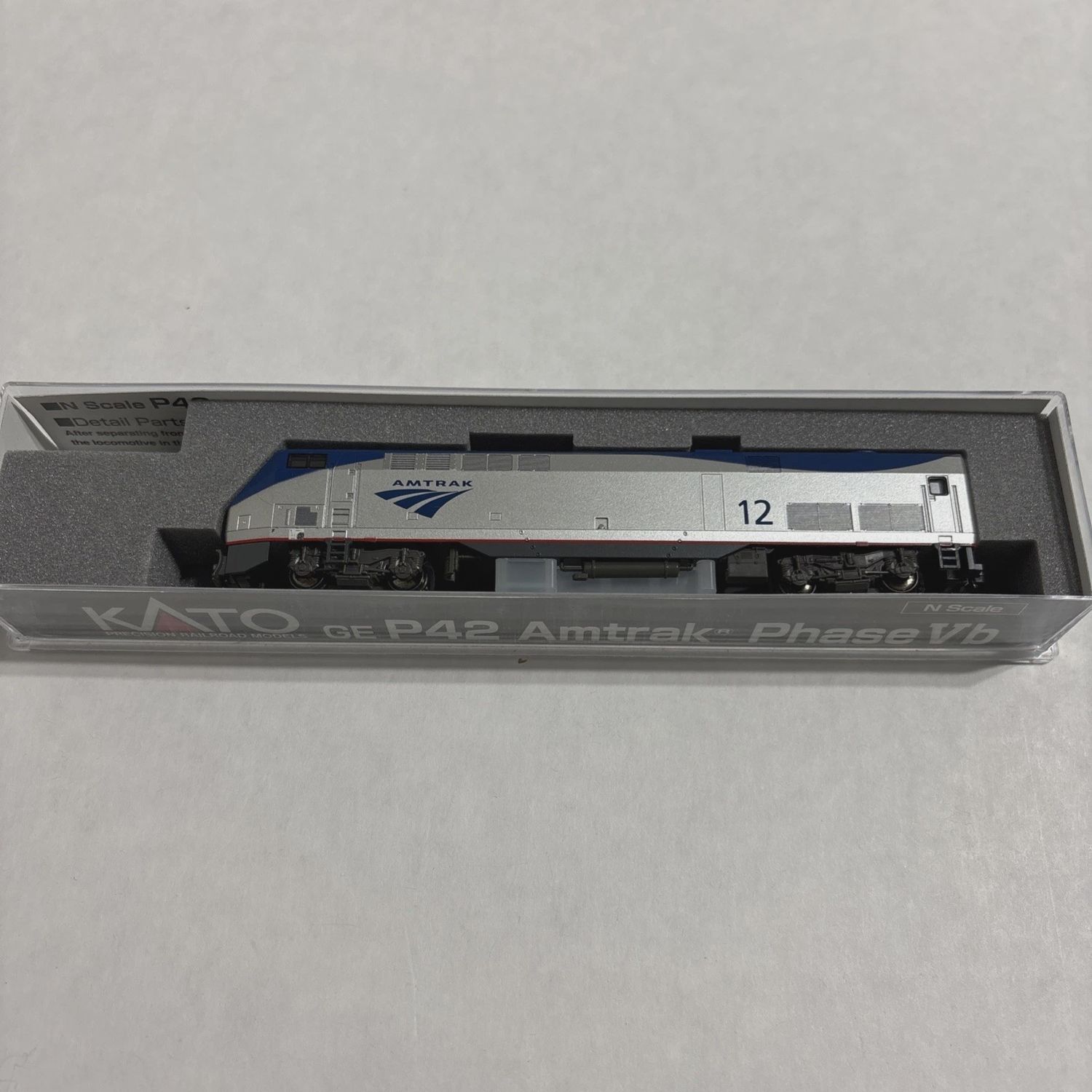 Used N Kato 176-6027 P42 #12 Amtrak Phase Vb