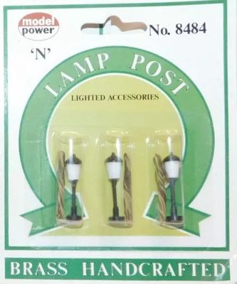 Model Power N 8484 Lighted Lamp Posts NOS