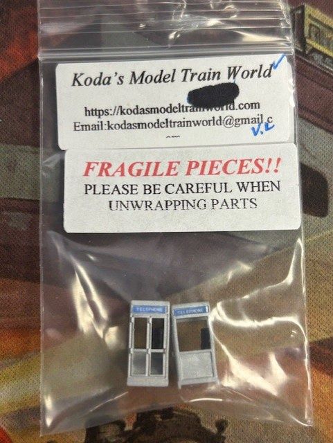 Koda&#39;s N 323-113 Phone Booths