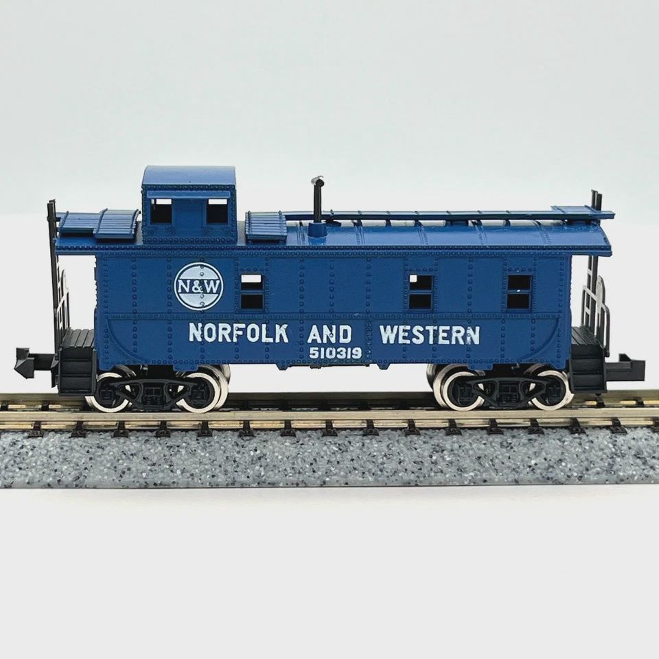 Used N Atlas N&amp;W 510319 Offset Cupola Caboose (RED)