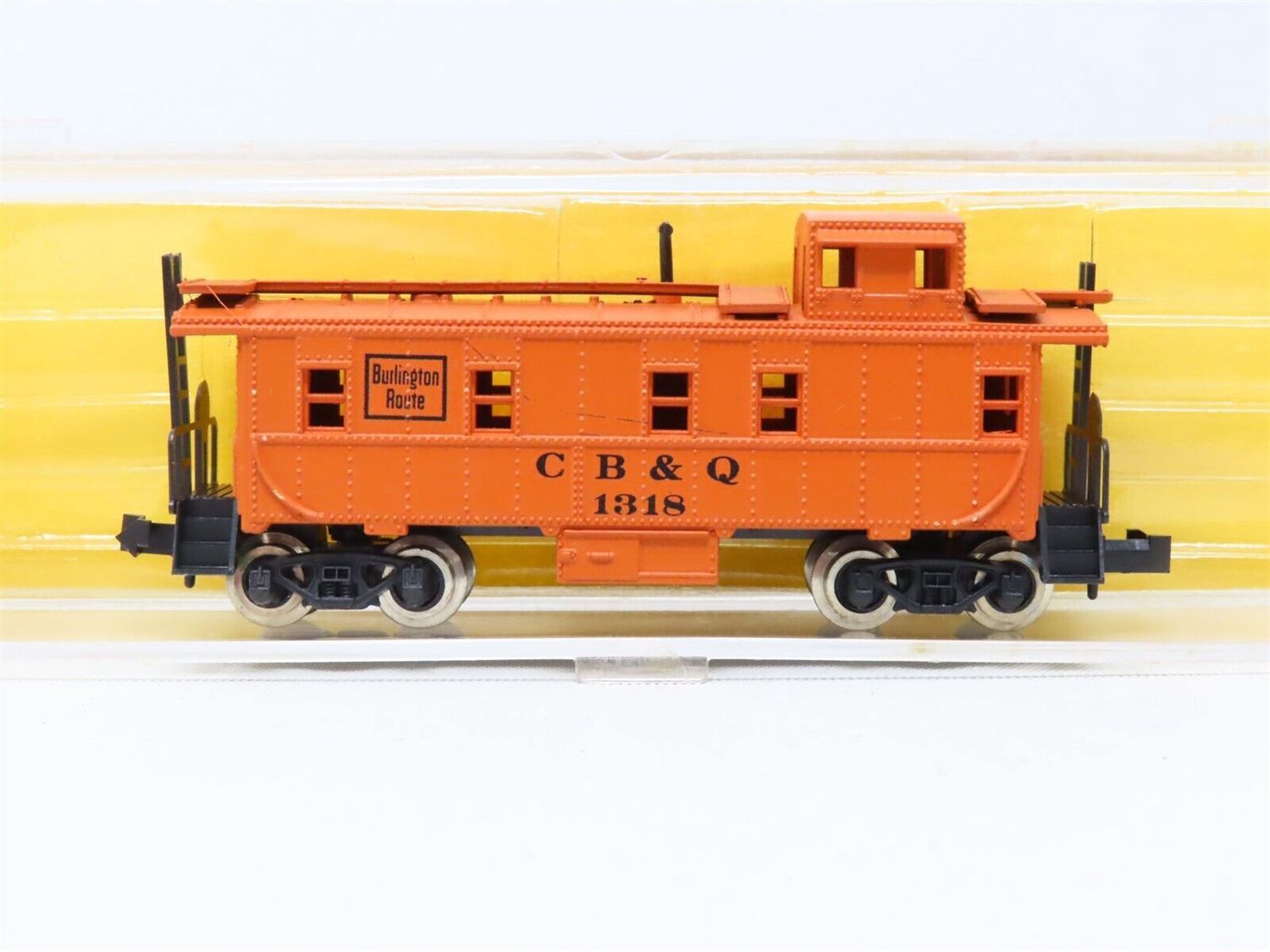 Used N Atlas CB&amp;Q 1318 Offset Cupola Caboose
