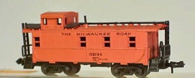 Used N AHM Milwaukee Road 02144 Offset Cupola Caboose