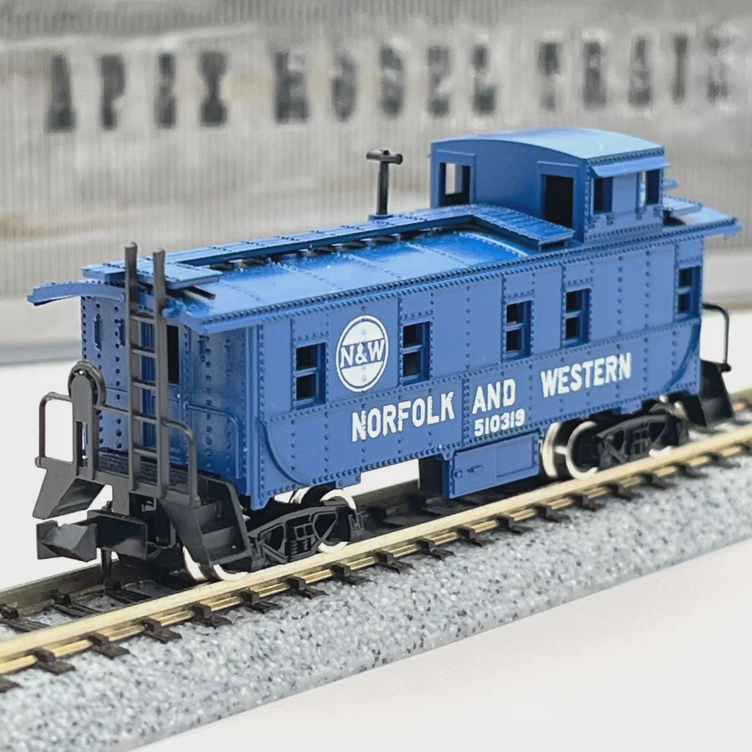 Used N Atlas N&amp;W 510319 Offset Cupola Caboose