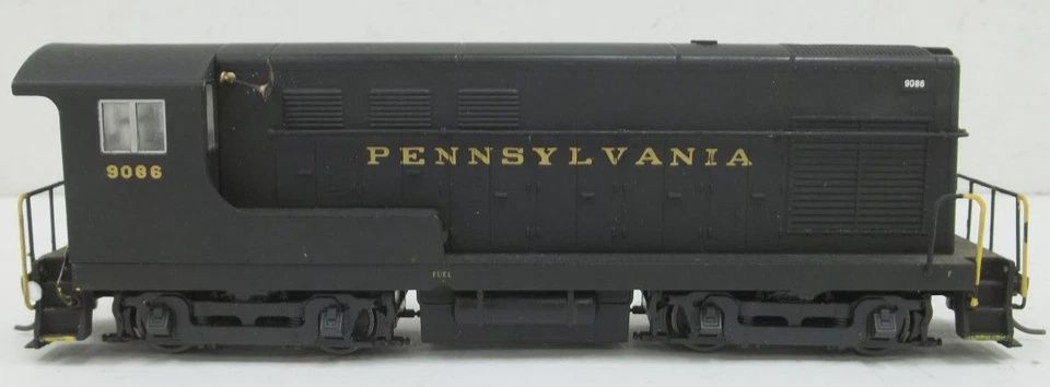 Used Walthers HO H10-44 Fairbanks - Morse Locomotive Road #5980 (No Box)