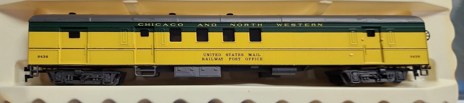 Used HO Rivarossi 2605/0 Road #9436 Railway Post Office