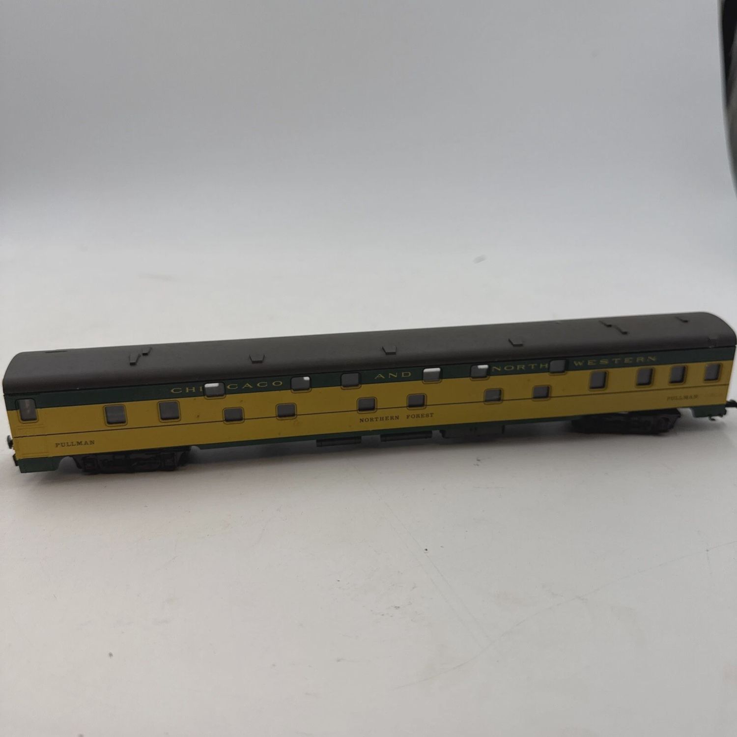 Used Rivarossi HO 2604 C&amp;NW &quot;Northern Forest&quot;