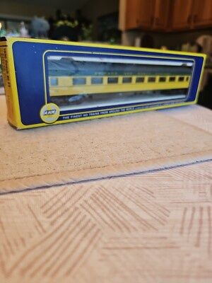 Used Rivarossi HO Passenger Coach C&amp;NW 2601 Road #726