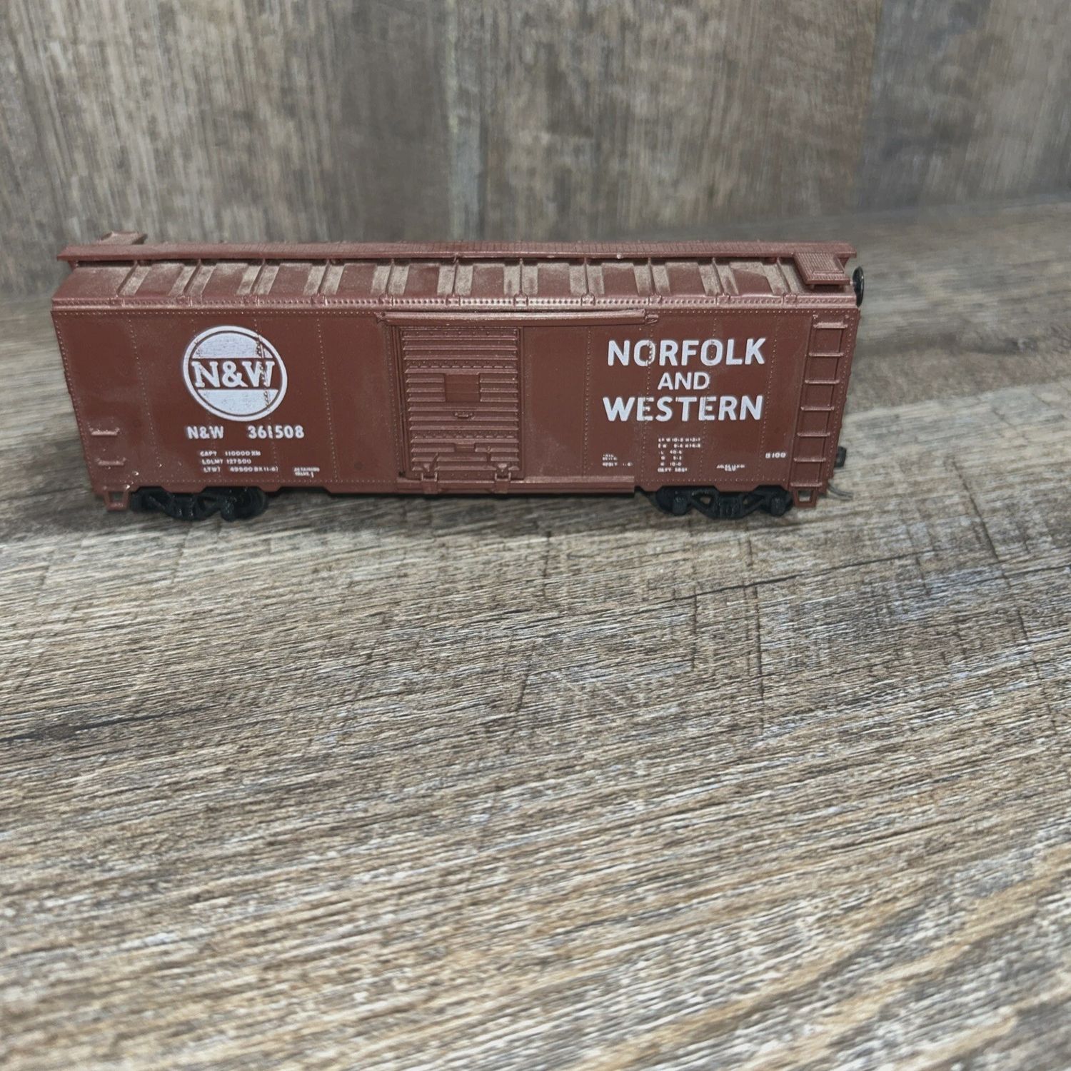 Used HO Athearn N&amp;W 361508 40&#39; Box Car