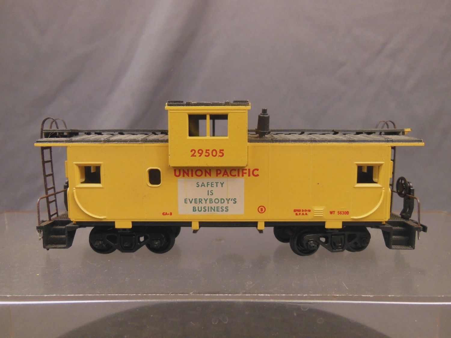 Used HO Athearn UP 29505 Caboose