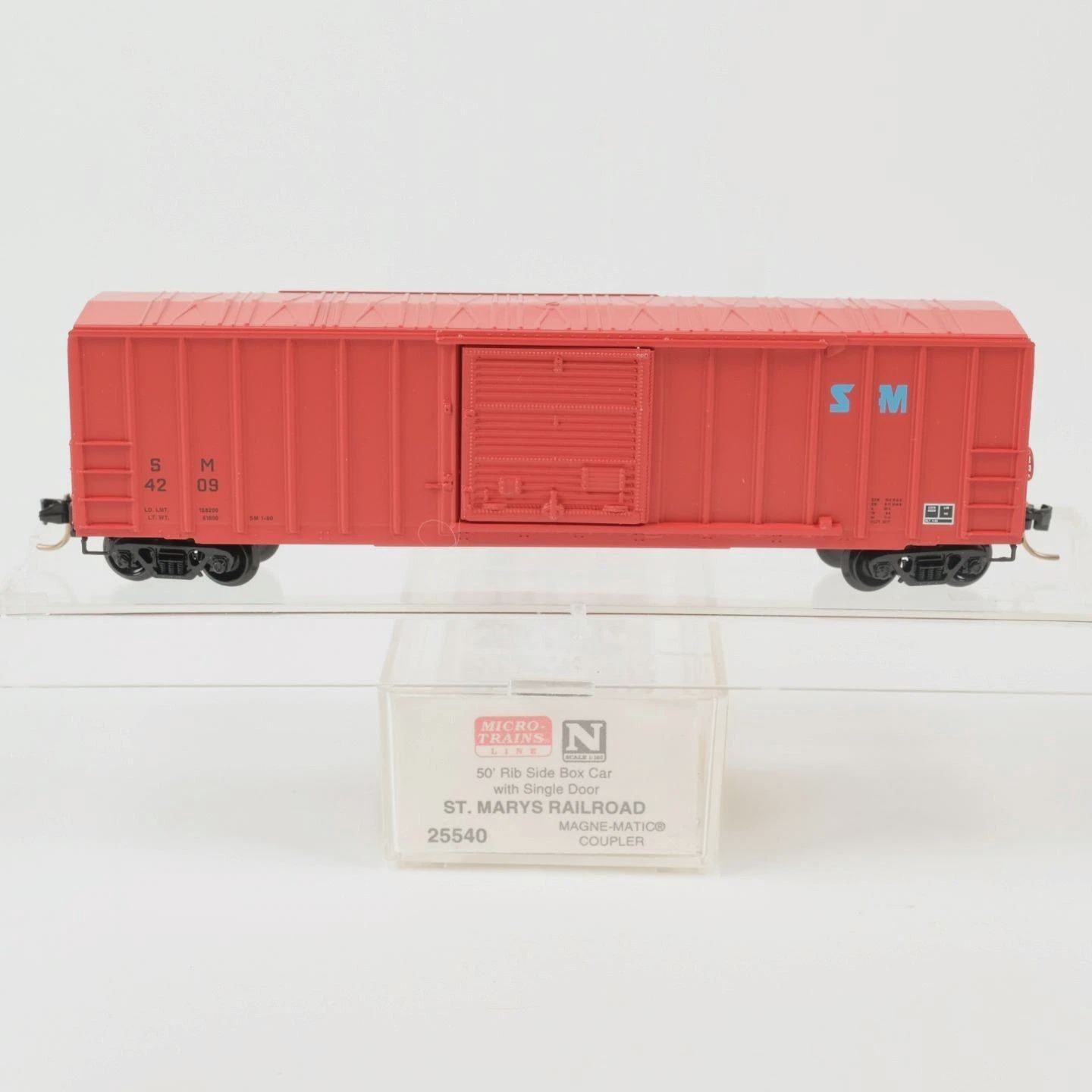 Used N Micro-Trains 25540 50&#39; Rib Sidde Box Car St. Marys #4209