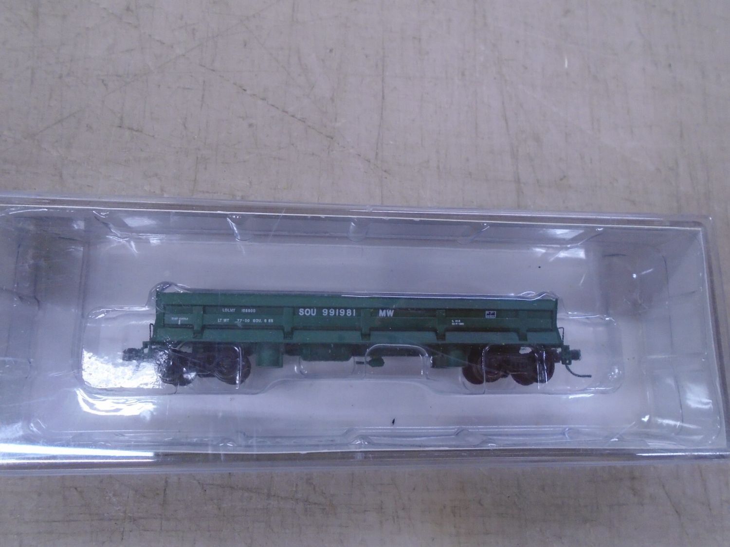 Used N Walthers 932-8634 Difco Dump car  SOU 991981