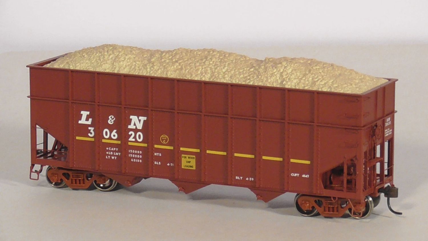 Used N Athearn 22007 40&#39; Wood Chip Hopper L&amp;N 30620