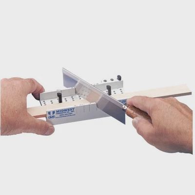 Midwest Products 472-1136 Easy Miter Box Deluxe w/Razor Saw