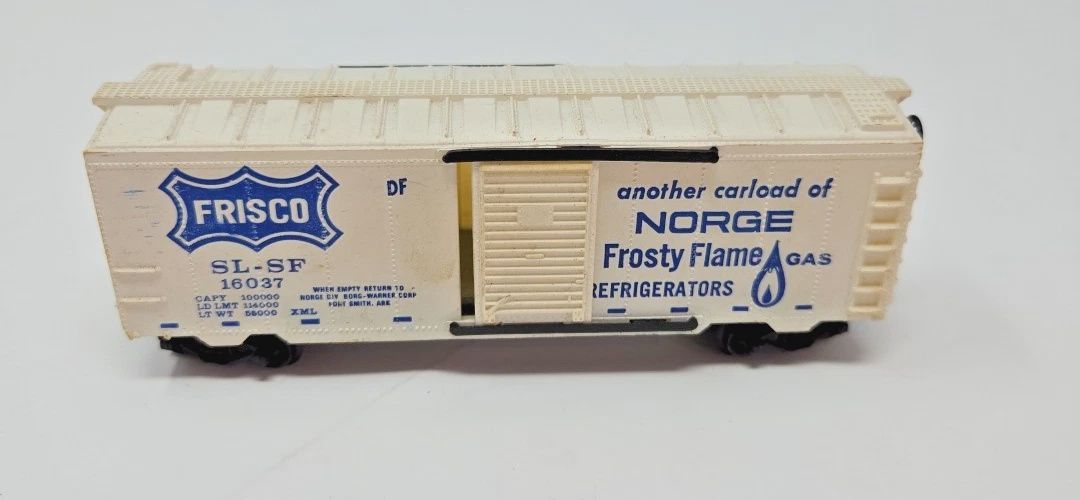 Used HO Varney 16037 Frisco SL-SF 16037 Box Car