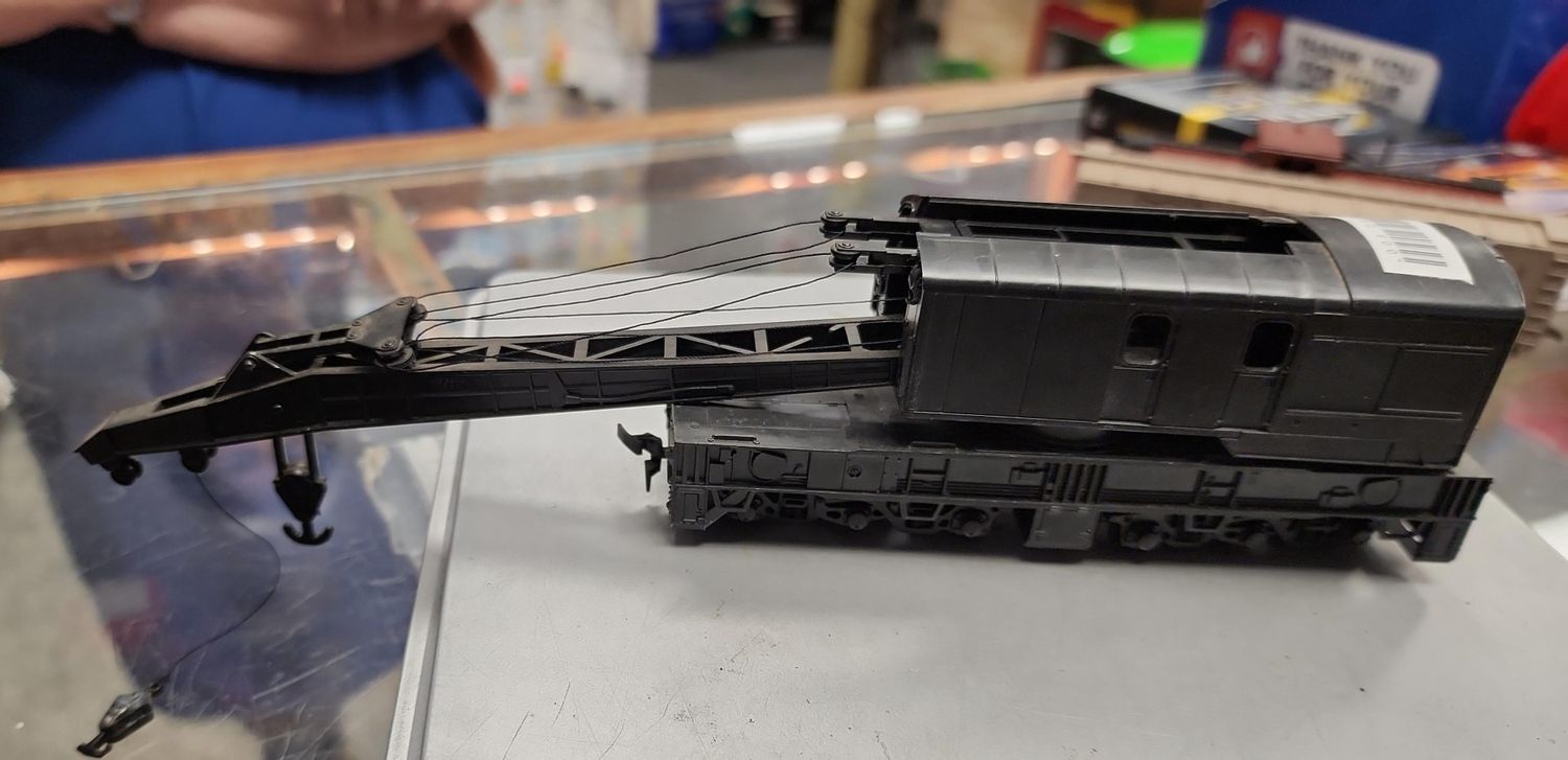 Used HO Crane Undecorated C120