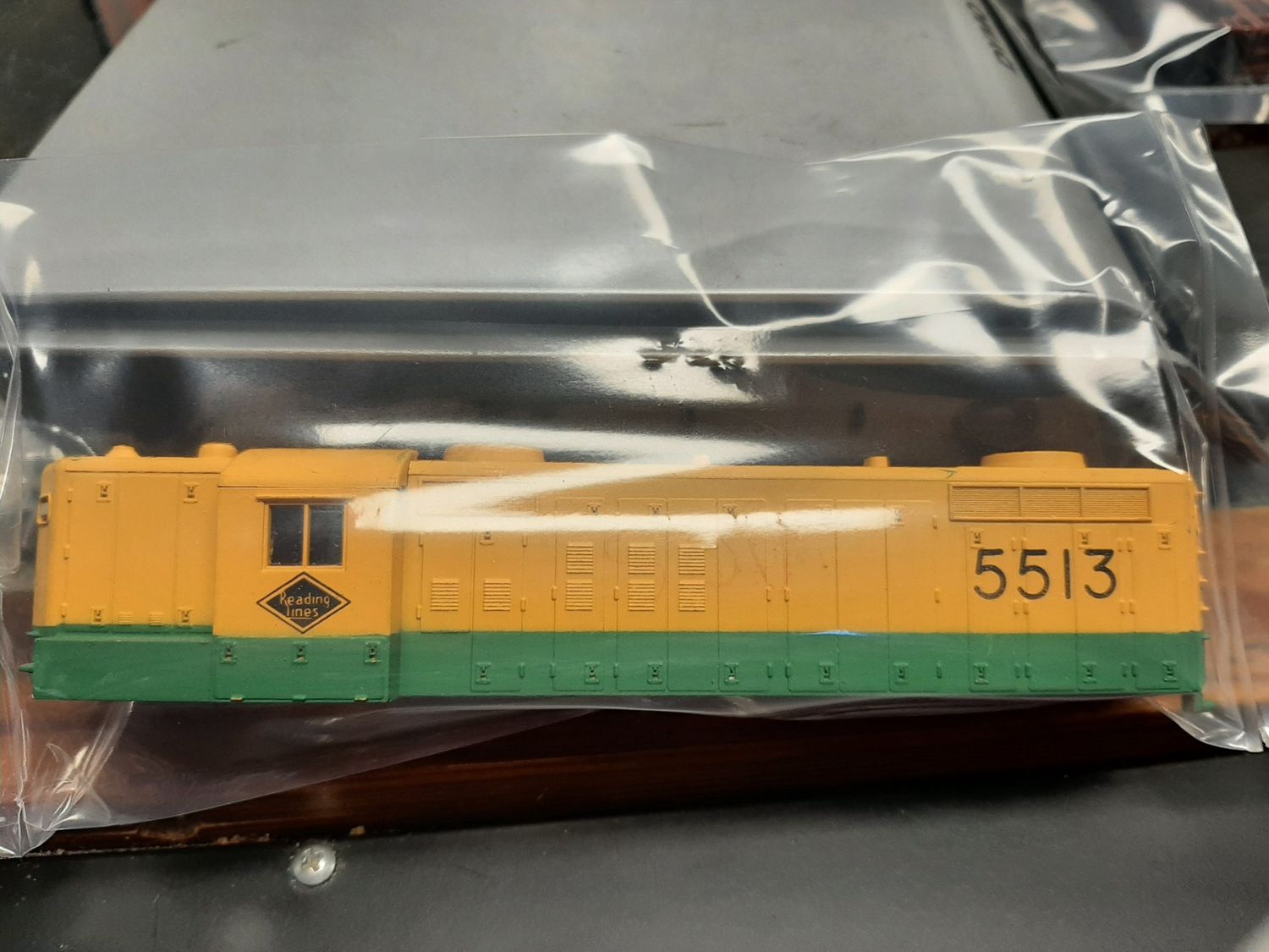 Used HO Scale Engine #5513 Shell Only AS IS