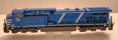 Used N Scale Kato Engine CEFX1006 w/ DCC - Runs