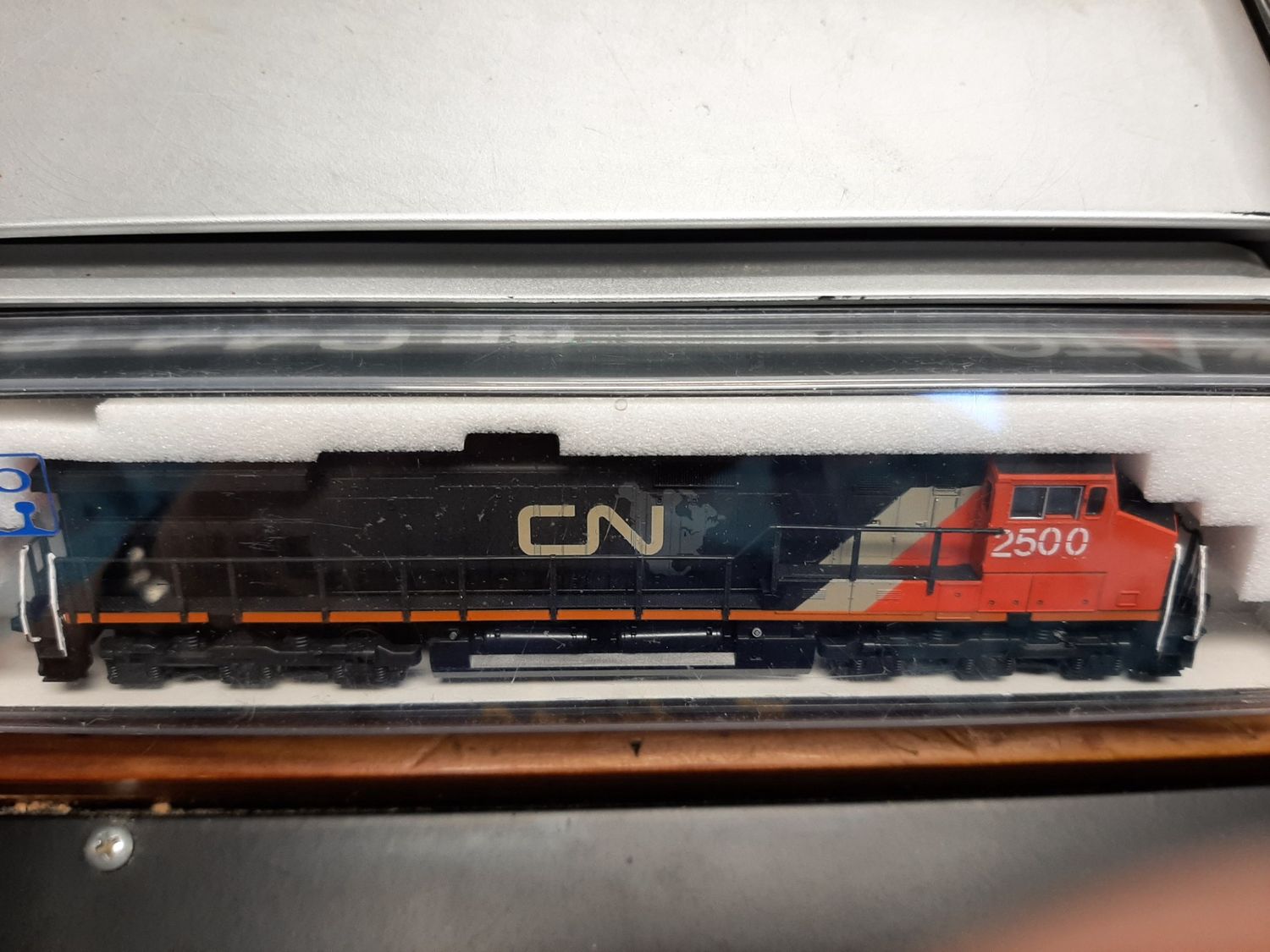 Used N Scale Kato Engine CN 2500 w/ DCC - Runs