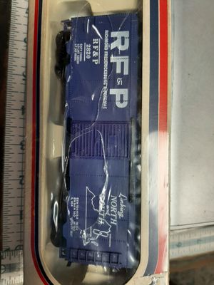 Used HO Scale RF&amp;P Box Car #2820
