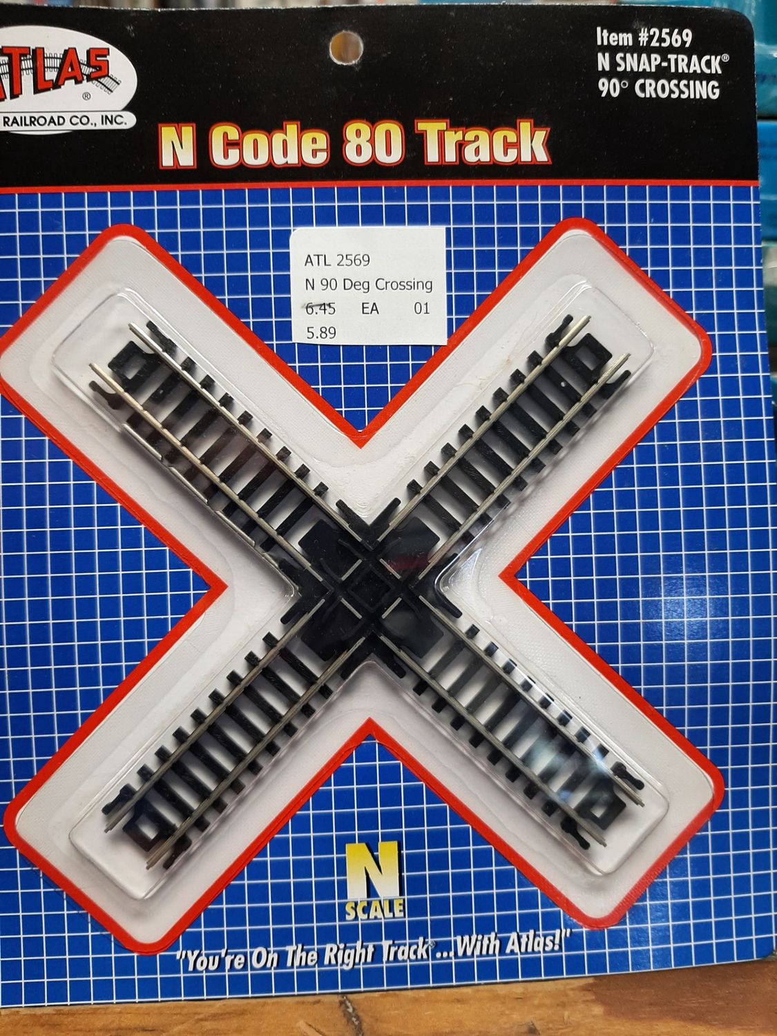 Used N Scale Snap Track 90 degree Crossing #2569