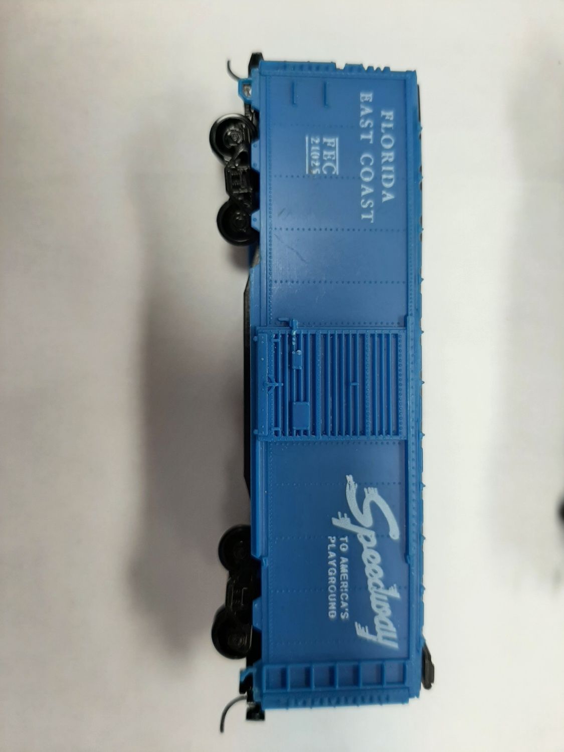 Used N Scale Arnold Rapido FL East Coast &quot;Speedway&quot; #21025 Box Car