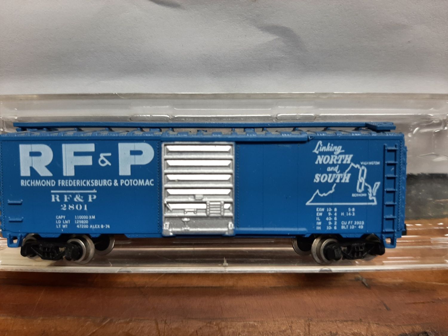 Used N Scale Atlas Richmond Fredericksburg &amp; Potomac Box Car #2801