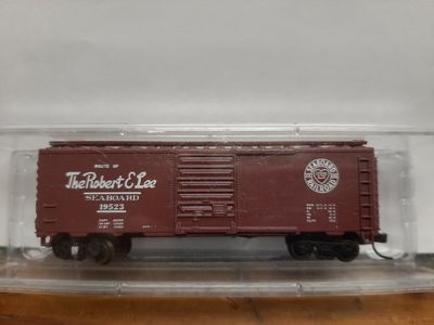 Used N 19523 Seaboard Box Car