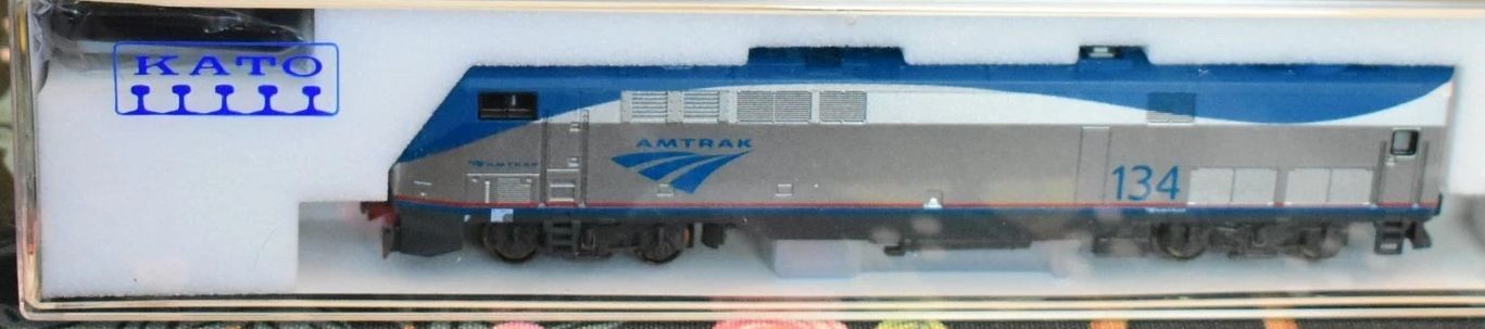 Used N Kato 134 P42 Amtrak Locomotive