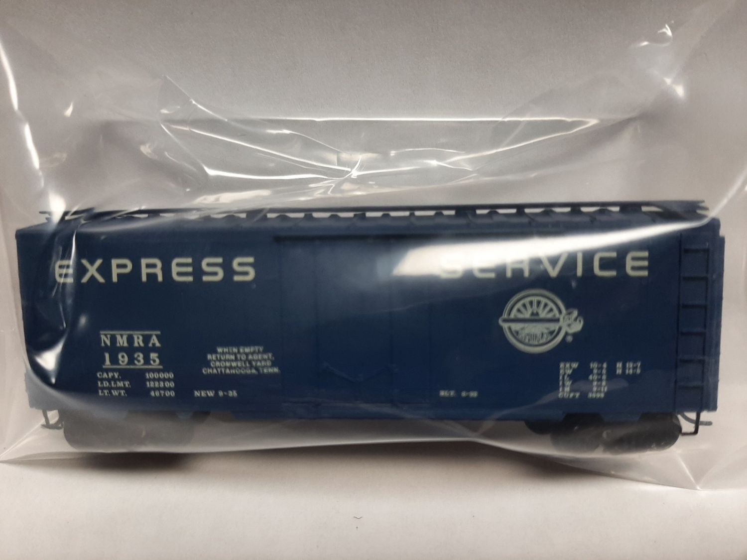 Used N Scale &quot;Express Service&quot; Box Car #NMRA1935