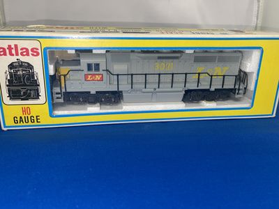 Used HO Atlas 7035 GP40 L&amp;N