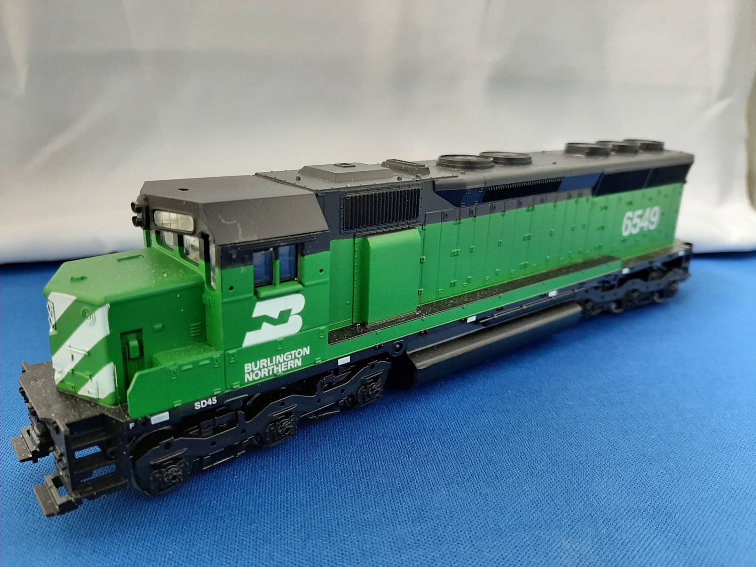 Used HO Athearn SD45 BN Road #6549