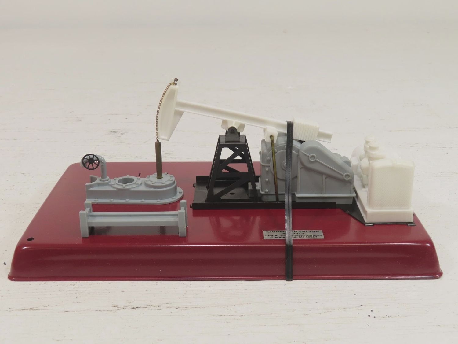 Used O Lionel 6-12912 Lionelville Operating  Pumping Station