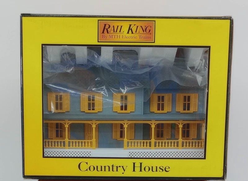 Used O MTH Country House