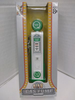 Road Signature O 98600 Quaker State Gas Pump