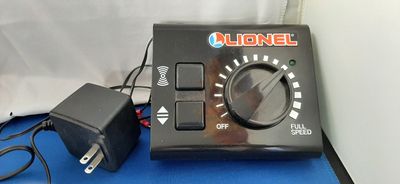 Used O Lionel 1035 1.2 Amp Accessory Power System