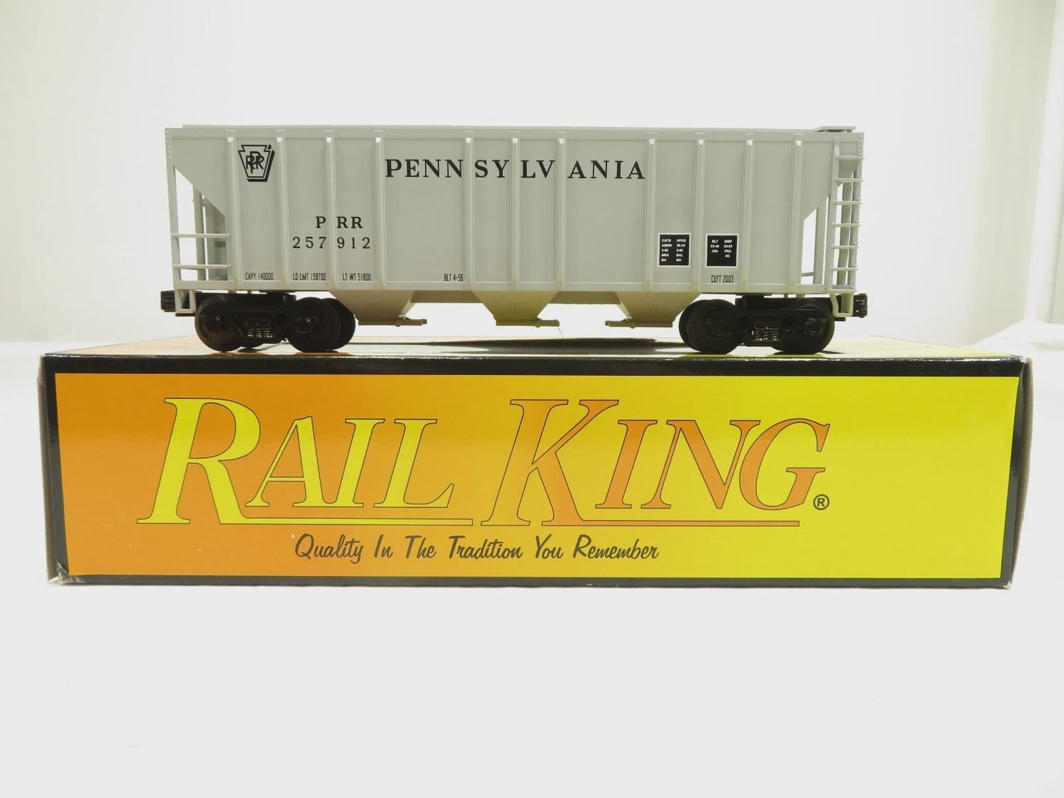 Used O MTH 30-7537 Pennsylvania PS-2 Discharged Hopper Car LN
