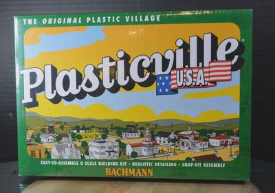 Used O Bachmann 45602 Dairy Barn