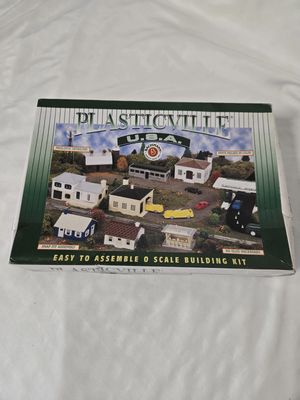 Used O Bachmann 45604 Farm Out Buildings w/Animals