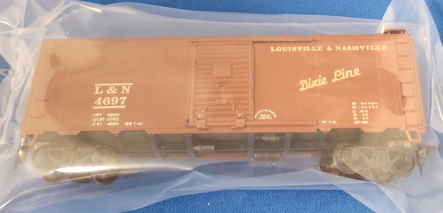 Used HO Unknown Boxcar L&amp;N 4697